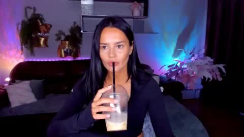 DanaMiers online show from July 17, 6:02 am