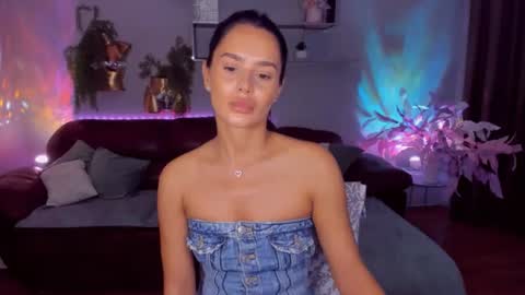 DanaMiers online show from August 18, 5:02 am