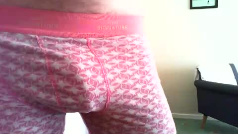 dancingguy1155 online show from August 12, 1:02 pm