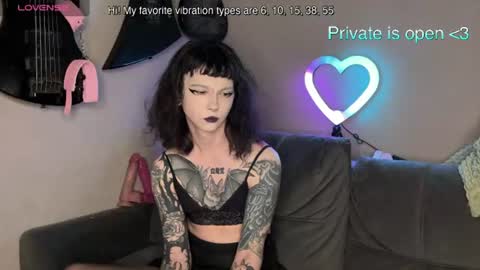 dandelion_sea online show from July 27, 8:47 pm