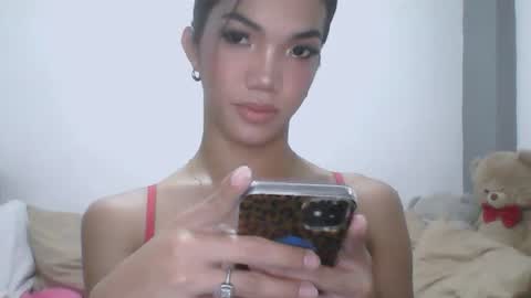 STEPHANIE online show from August 4, 7:44 pm