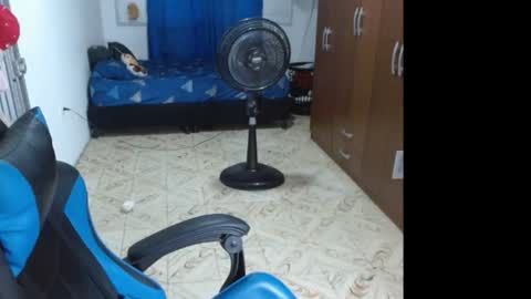 DANI online show from August 18, 7:31 pm