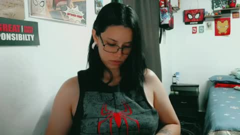 dani y jocelyn online show from August 9, 10:22 pm