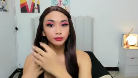 Hello Everyone We are Danica  Mia online show from August 15, 8:51 am