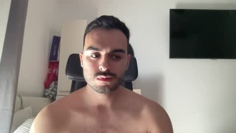 daniel_3827 online show from July 2, 8:48 am