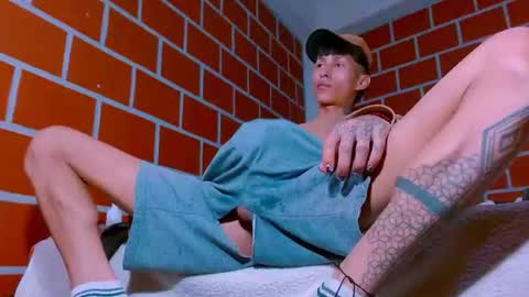 daniel_deluxx online show from August 10, 6:37 am