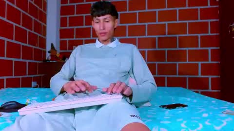 daniel_deluxx online show from August 13, 11:35 am