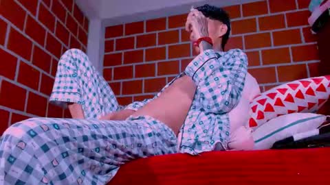 daniel_deluxx online show from August 15, 1:20 am