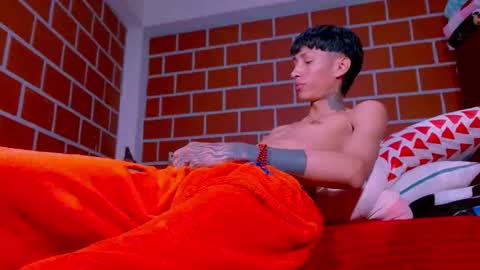 daniel_deluxx online show from August 15, 3:32 am