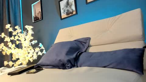 daniel_kingxxx online show from April 8, 6:17 pm