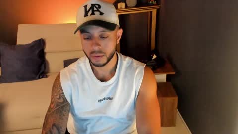 daniel_kingxxx online show from April 13, 1:47 pm