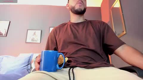 daniel_kingxxx online show from April 21, 3:22 pm