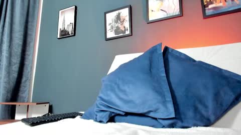 daniel_kingxxx online show from April 23, 2:54 pm