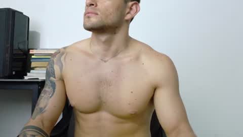 daniel_ova online show from August 17, 6:29 am