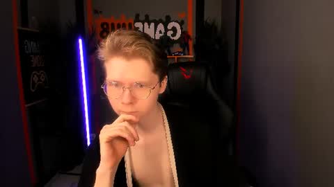 Daniel online show from August 7, 10:37 am