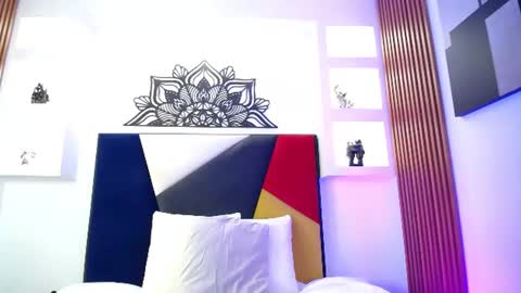 Daniel  online show from August 12, 7:11 am