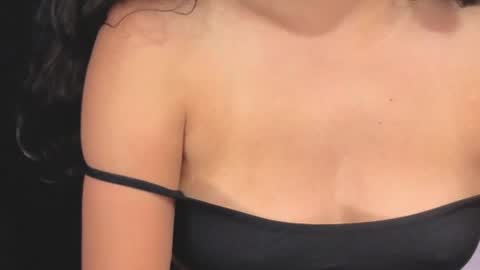 daniela_rivasthl online show from July 19, 11:45 am