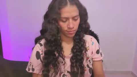 daniela_rivasthl online show from July 30, 7:05 am