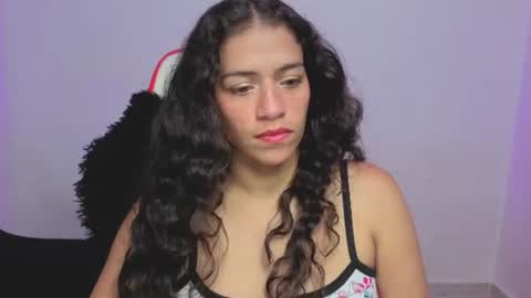 daniela_rivasthl online show from August 4, 9:39 am