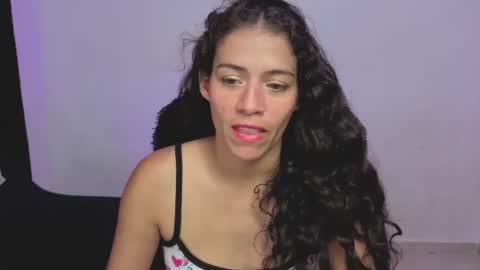 daniela_rivasthl online show from August 4, 10:45 am