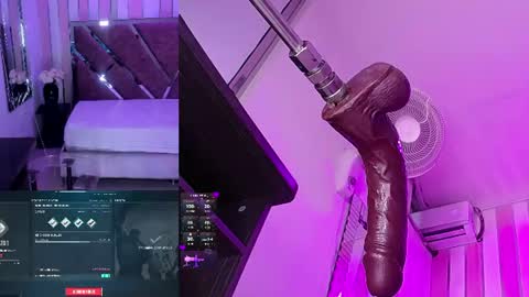 danielamendez__ online show from August 11, 5:26 pm