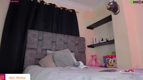 danielasexya online show from August 24, 4:36 pm
