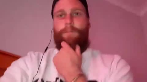 danieldayz online show from August 2, 1:23 am