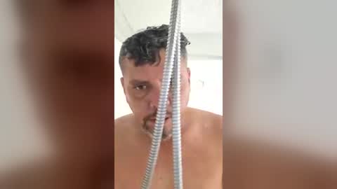 danielhot048 online show from June 28, 9:56 am