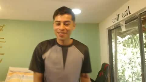 danielitopapii online show from July 24, 3:59 pm