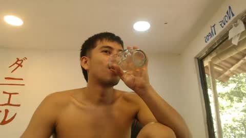 danielitopapii online show from August 14, 5:05 pm