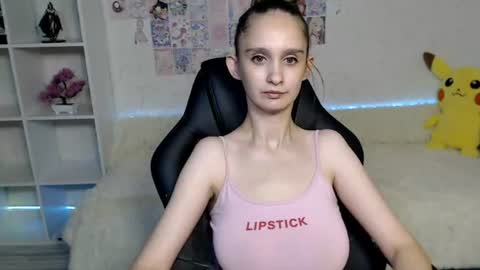 Daniella Martin online show from August 13, 2:25 am