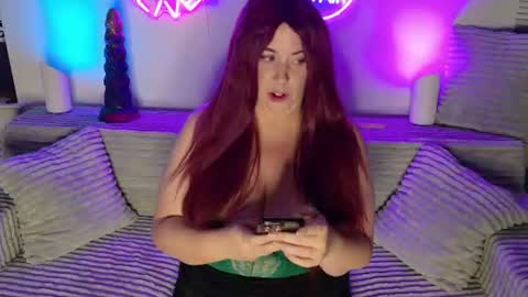 Danielle Banks online show from August 15, 12:25 am