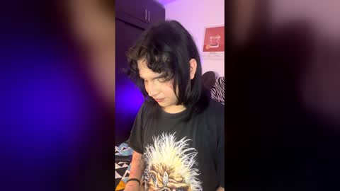 daniellesins1 online show from March 17, 5:56 am