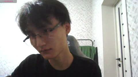 danielswift_ online show from August 3, 6:48 pm