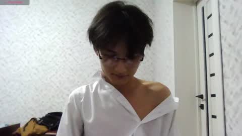 danielswift_ online show from August 11, 5:04 pm