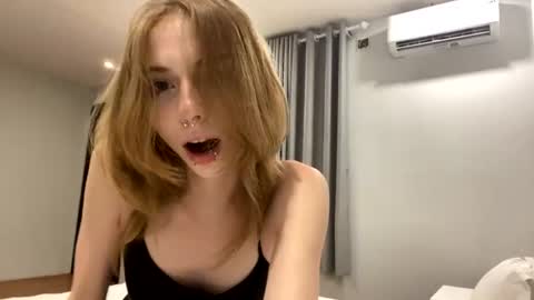 Daniglow online show from August 12, 1:35 pm