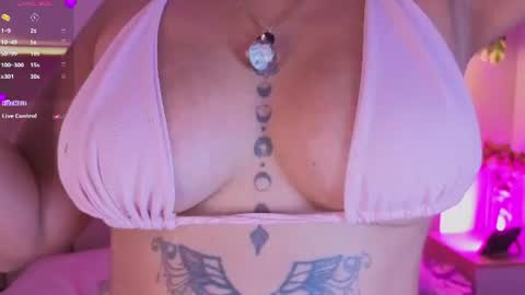 Danni online show from August 5, 8:23 am