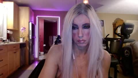 DanikaWhite69 online show from July 19, 12:18 pm