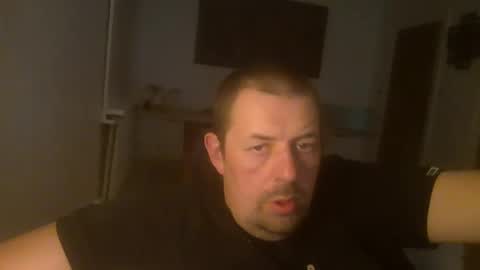 danishman1980 online show from May 3, 8:36 pm