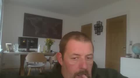 danishman1980 online show from May 11, 6:10 pm