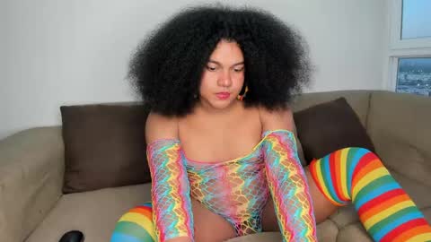 danisweet_ online show from May 26, 9:49 pm