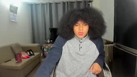 danisweet_ online show from June 28, 1:19 am