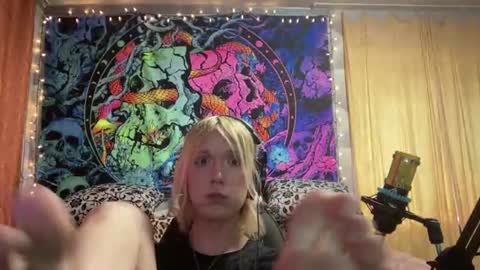danitavranich online show from August 3, 2:24 pm