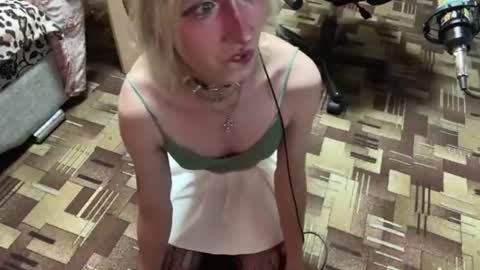 danitavranich online show from August 6, 5:23 pm
