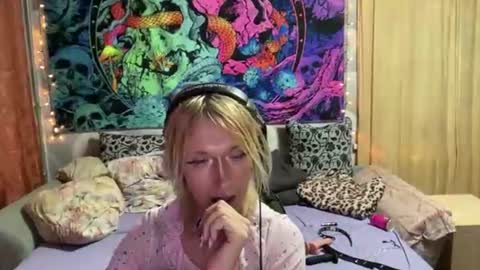 danitavranich online show from August 9, 4:08 pm