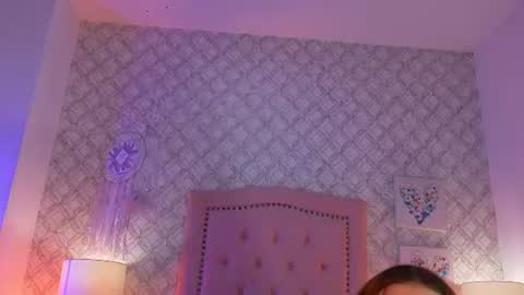 Danna online show from August 9, 11:11 am