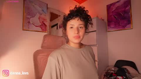 Danna Lovs online show from August 5, 11:19 am