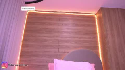 Danna Berlin  online show from August 6, 7:24 pm