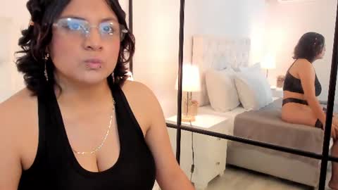 Danna Hart online show from August 13, 7:06 pm