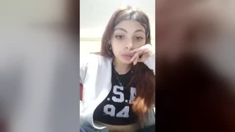 danni_milk69 online show from August 17, 2:38 am
